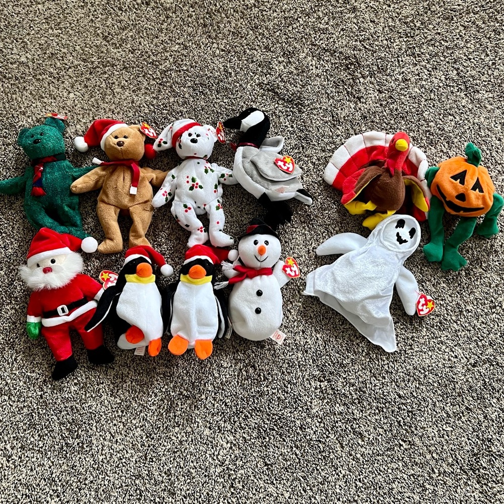 Holiday Ty Beanie Babies bundle